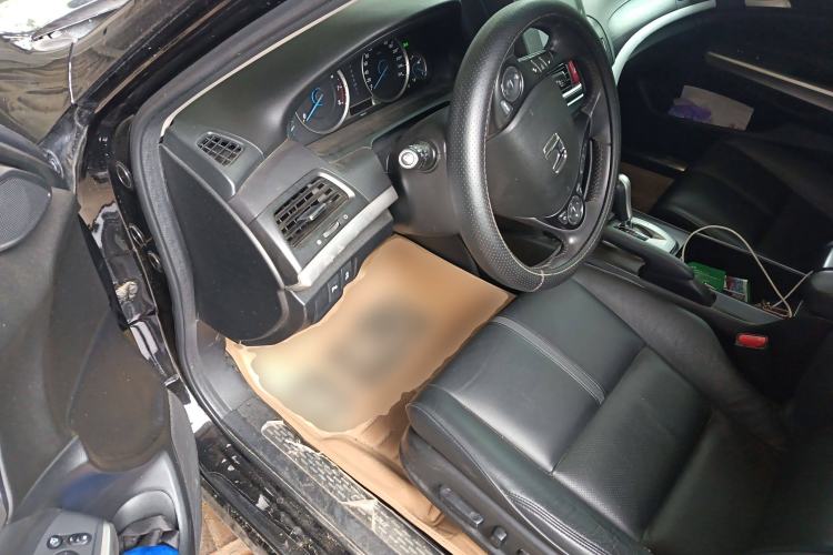 Used Honda Crosstour 2014 2.4L Luxury Edition Driver Seat