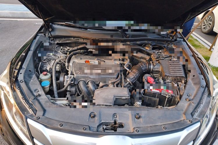 Used Honda Crosstour 2014 2.4L Luxury Edition Engine Bay
