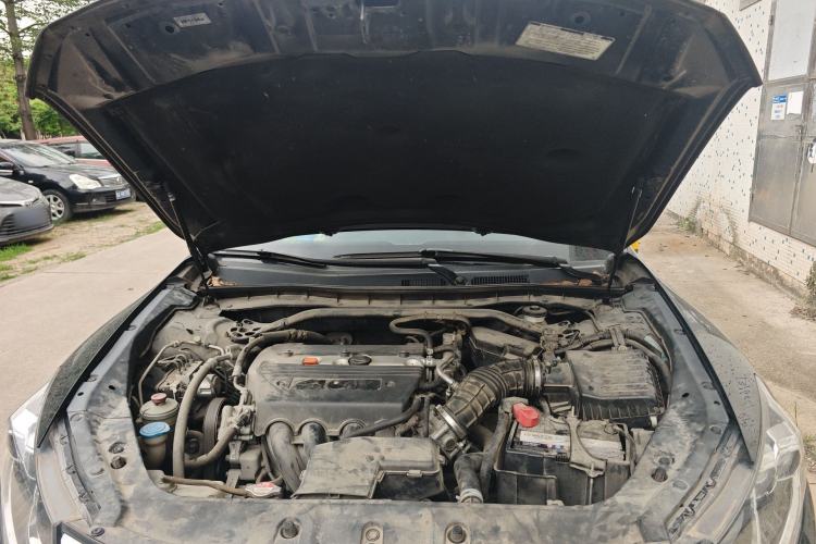Used Honda Crosstour 2014 2.4L Luxury Edition Engine Bay