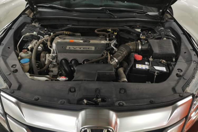 Used Honda Crosstour 2014 2.4L Luxury Edition Engine Bay