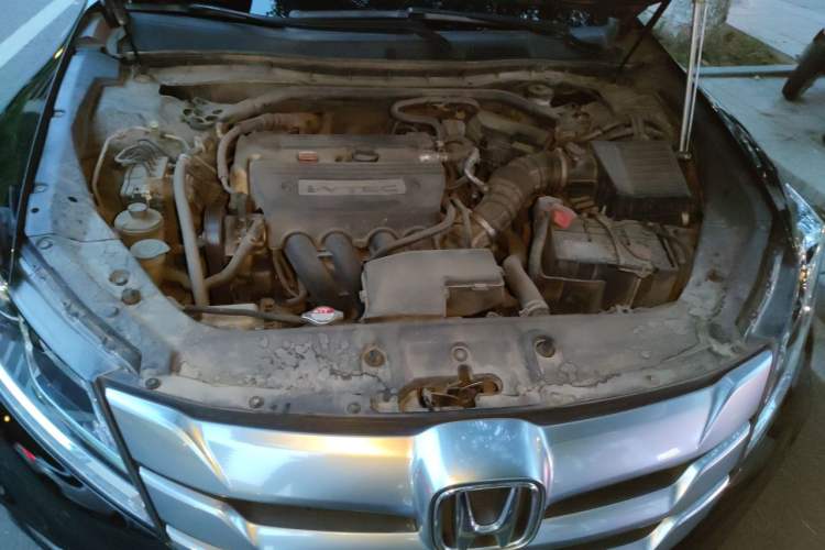 Used Honda Crosstour 2014 2.4L Luxury Edition Engine Bay