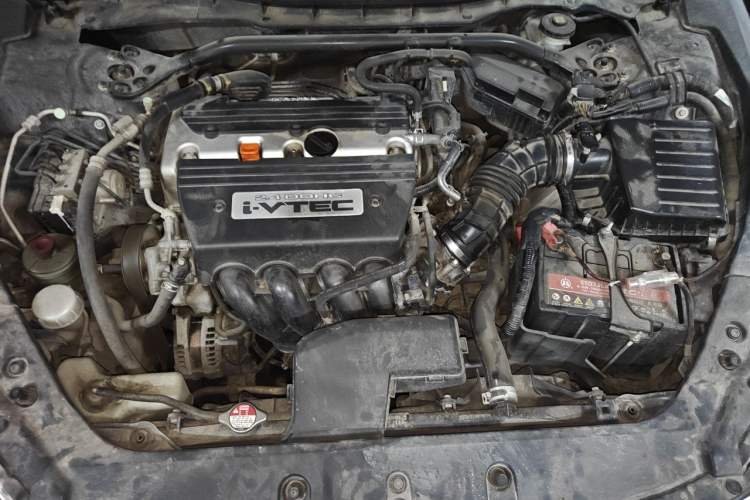 Used Honda Crosstour 2014 2.4L Luxury Edition Engine Bay