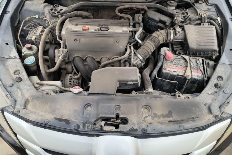 Used Honda Crosstour 2014 2.4L Luxury Edition Engine Bay