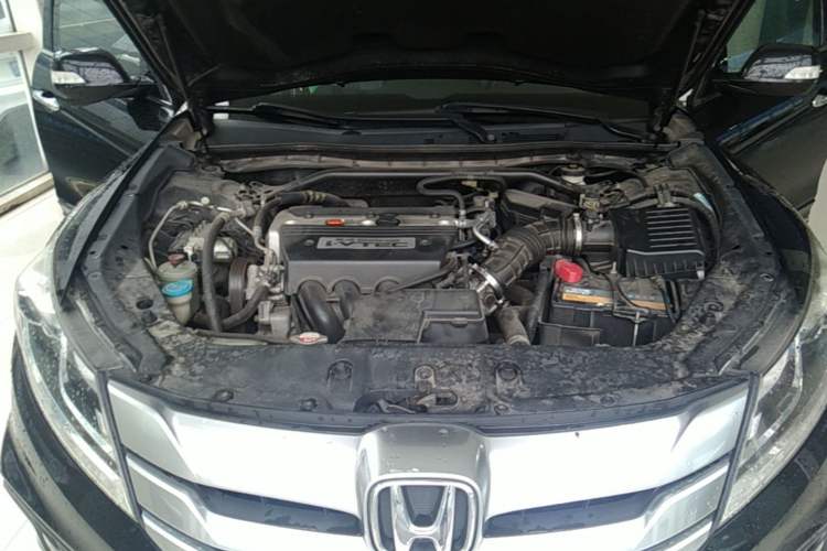 Used Honda Crosstour 2014 2.4L Luxury Edition Engine Bay