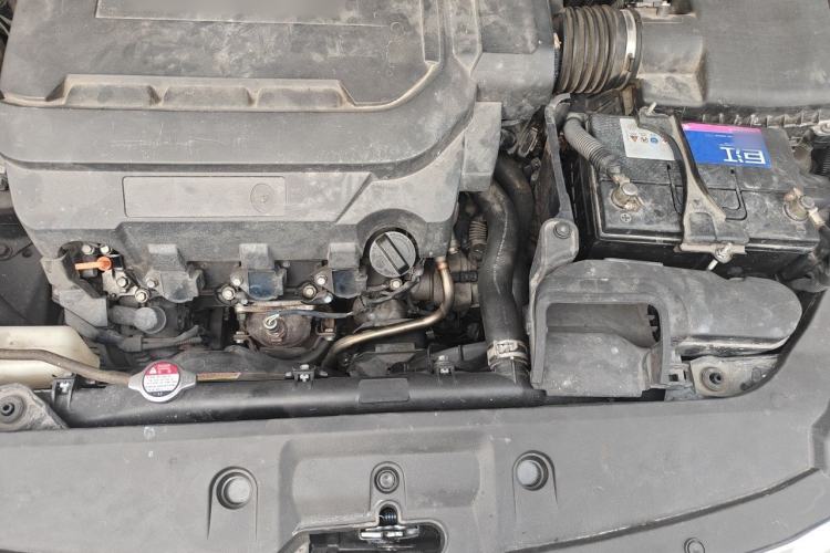 Used Honda Crosstour 2014 3.0L AWD Prestige Edition Engine Bay