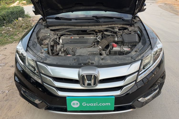 Used Honda Crosstour 2014 2.4L Luxury Edition Engine Bay