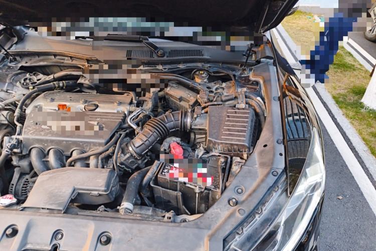 Used Honda Crosstour 2014 2.4L Luxury Edition Engine Bay Left
