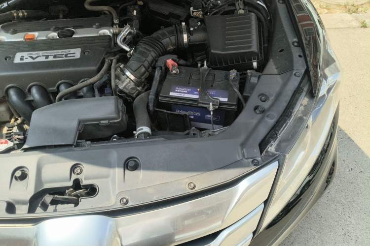 Used Honda Crosstour 2014 2.4L Luxury Edition Engine Bay Left