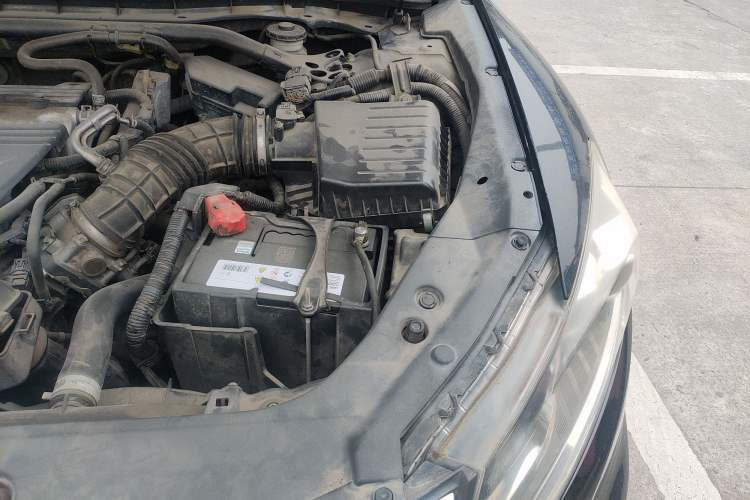 Used Honda Crosstour 2014 2.4L Luxury Edition Engine Bay Left
