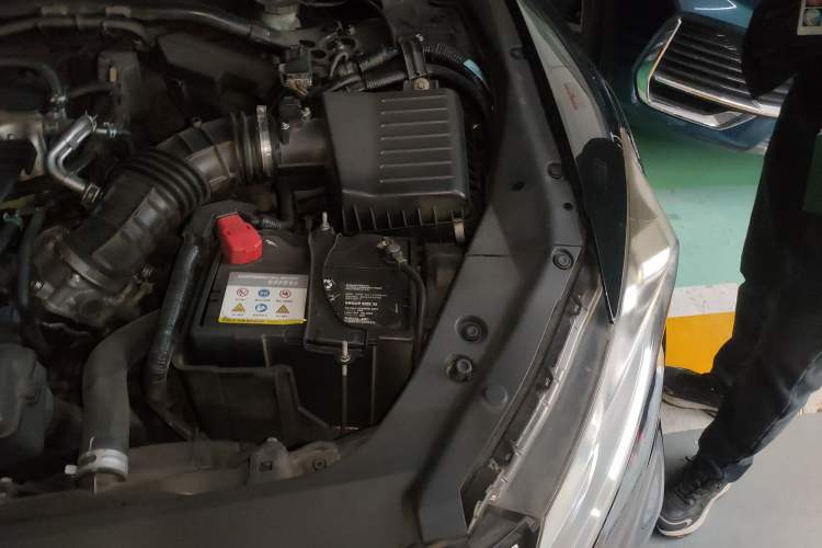 Used Honda Crosstour 2014 2.4L Luxury Edition Engine Bay Left