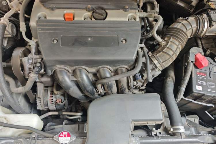 Used Honda Crosstour 2014 2.4L Luxury Edition Engine Bay