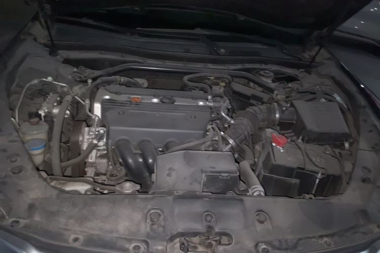 Used Honda Crosstour 2014 2.4L Luxury Edition Engine Bay