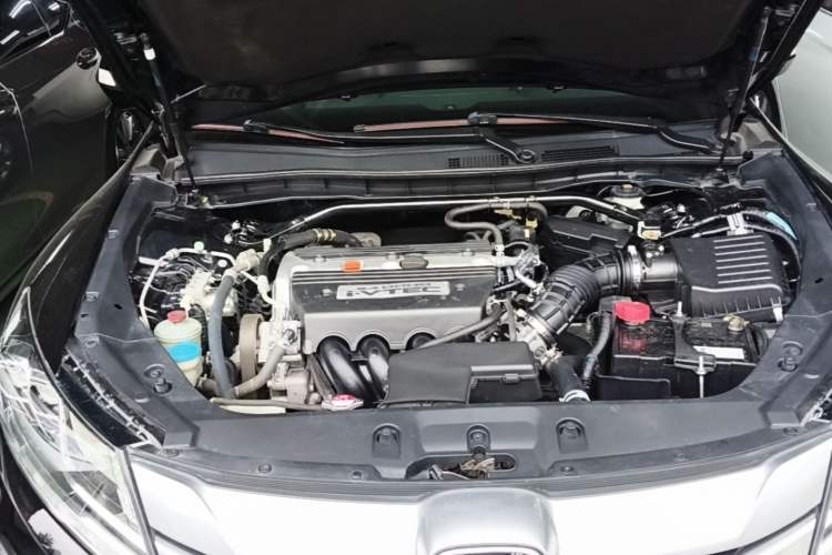 Used Honda Crosstour 2014 2.4L Luxury Edition Engine Bay