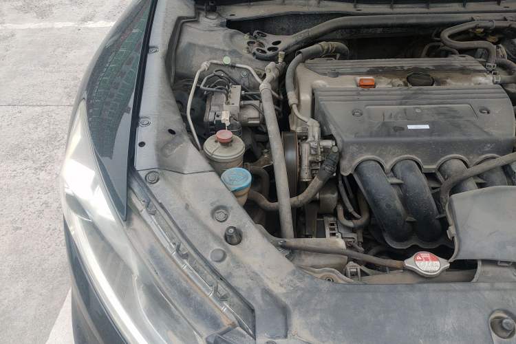 Used Honda Crosstour 2014 2.4L Luxury Edition Engine Bay Right