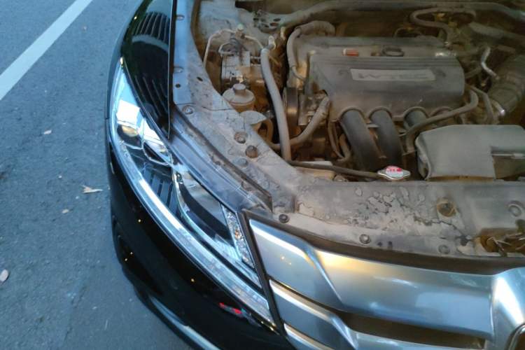 Used Honda Crosstour 2014 2.4L Luxury Edition Engine Bay Right