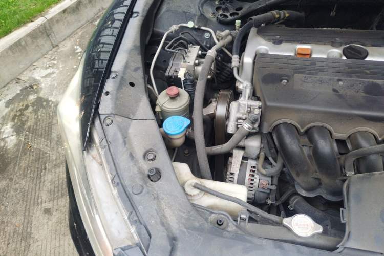 Used Honda Crosstour 2014 2.4L Luxury Edition Engine Bay Right