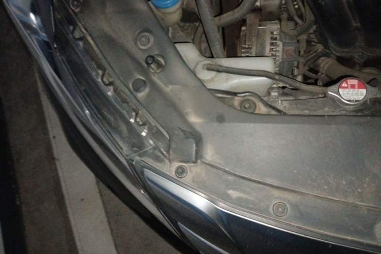 Used Honda Crosstour 2014 2.4L Luxury Edition Engine Bay Right