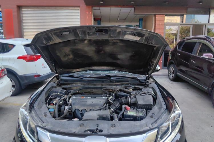 Used Honda Crosstour 2014 2.4L Luxury Navigation Edition Engine Bay
