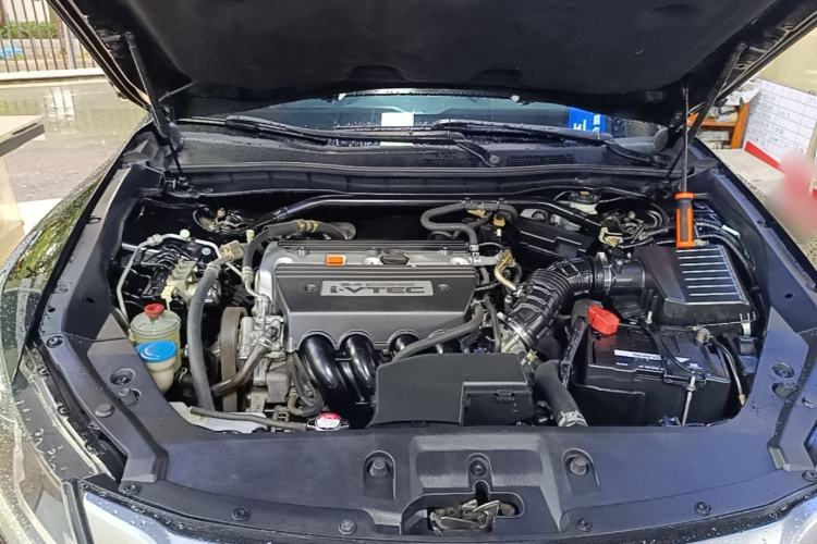 Used Honda Crosstour 2014 2.4L Luxury Edition Engine Bay