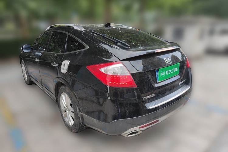 Used Honda Crosstour 2014 2.4L Luxury Edition Exterior 2