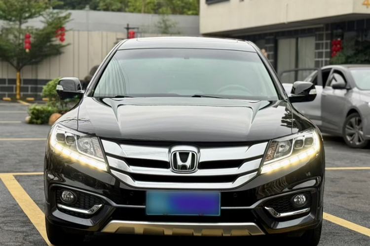 Used Honda Crosstour 2014 2.4L Luxury Edition Exterior 5