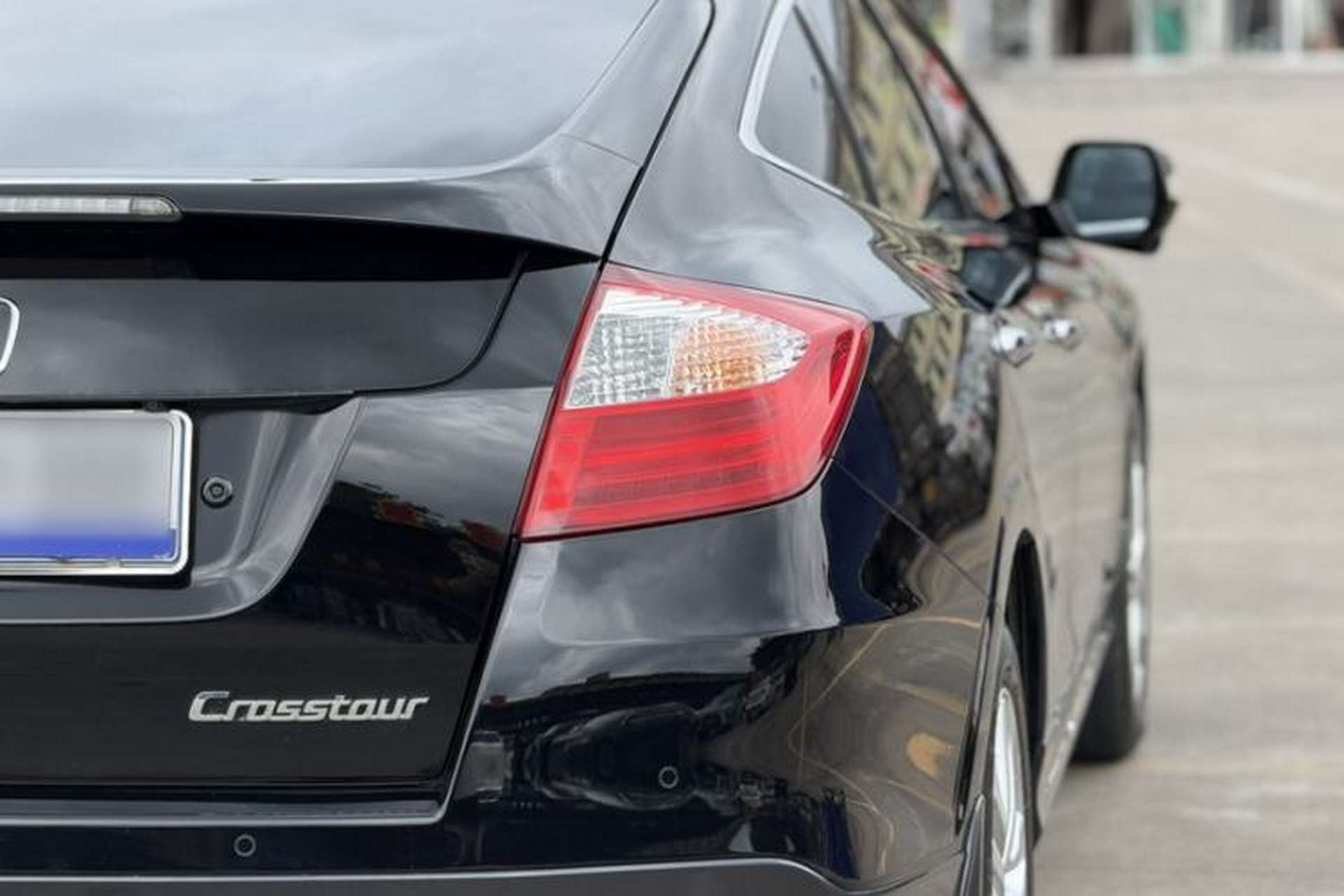 Used Honda Crosstour 2014 2.4L Luxury Edition Exterior 5