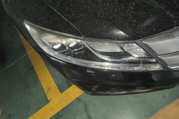 Used Honda Crosstour 2014 2.4L Luxury Edition Exterior 6