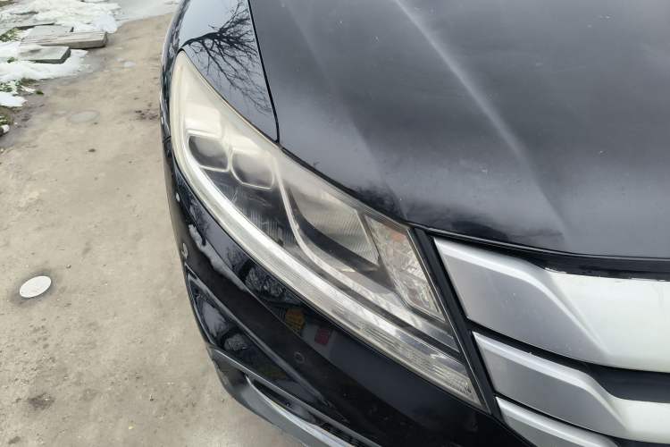 Used Honda Crosstour 2014 2.4L Luxury Edition Exterior 6