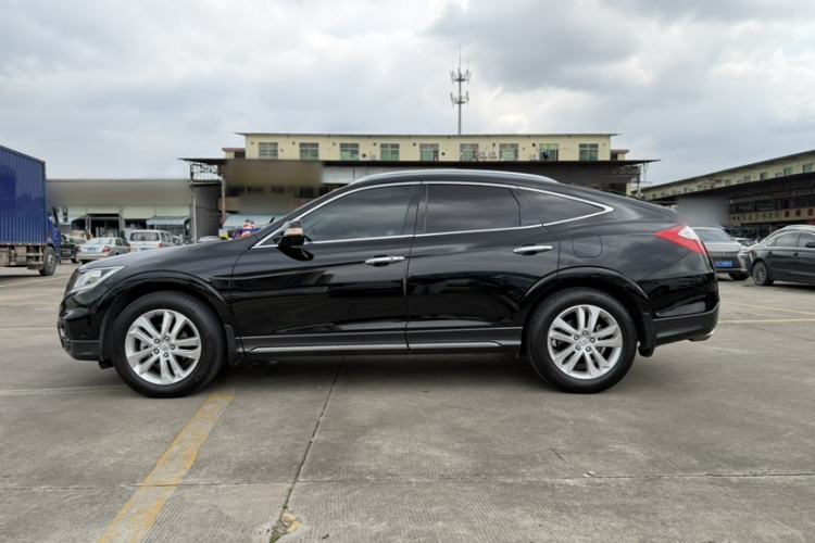 Used Honda Crosstour 2014 2.4L Luxury Edition Exterior 6