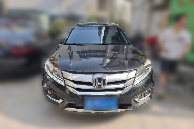 Used Honda Crosstour 2014 2.4L Luxury Edition Front