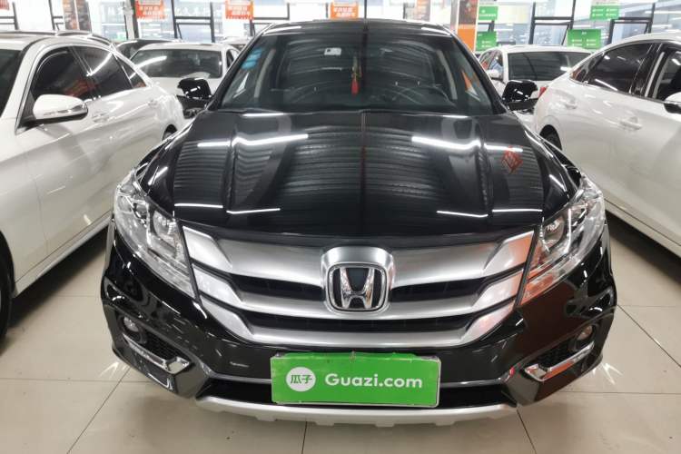 Used Honda Crosstour 2014 2.4L Luxury Edition Front