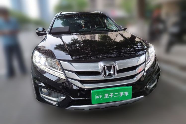 Used Honda Crosstour 2014 2.4L Luxury Edition Front