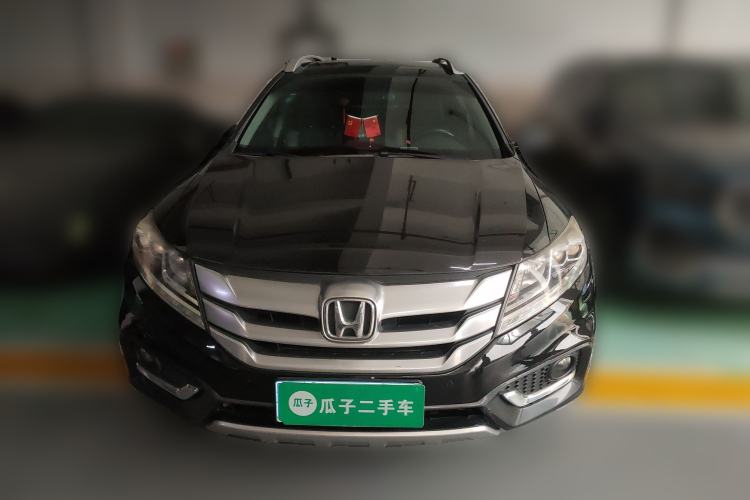 Used Honda Crosstour 2014 2.4L Luxury Edition Front