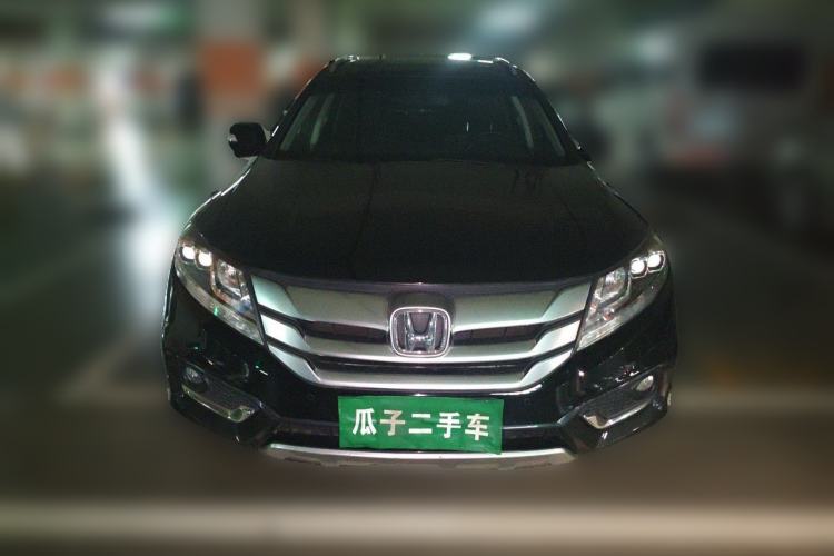 Used Honda Crosstour 2014 2.4L Luxury Edition Front