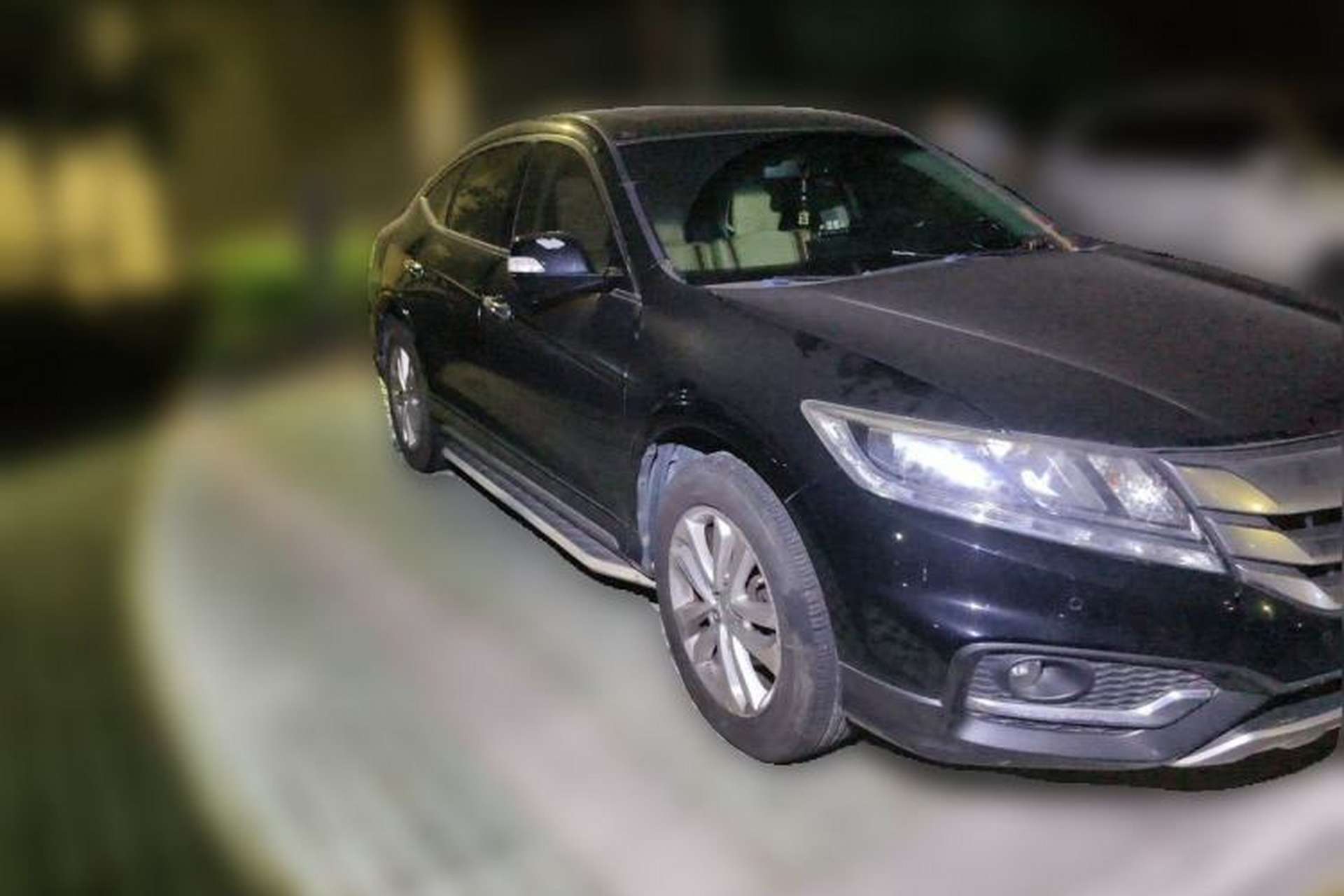 Used Honda Crosstour 2014 2.4L Luxury Navigation Edition Front Right 45 Deg
