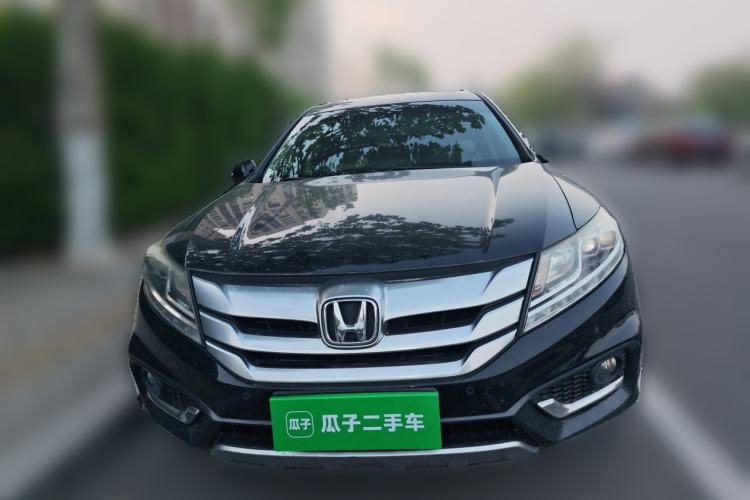Used Honda Crosstour 2014 2.4L Luxury Edition Front