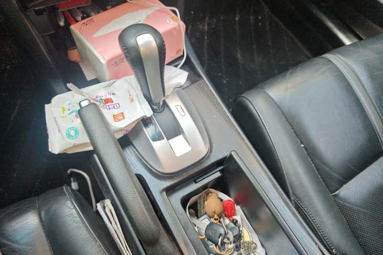 Used Honda Crosstour 2014 2.4L Luxury Edition Gear Lever