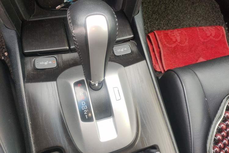 Used Honda Crosstour 2014 2.4L Luxury Edition Gear Lever
