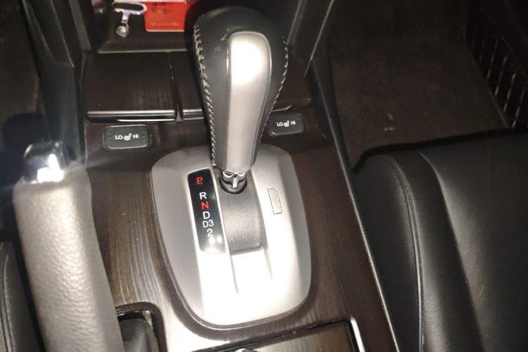 Used Honda Crosstour 2014 2.4L Luxury Edition Gear Lever