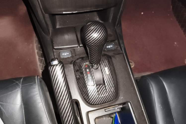 Used Honda Crosstour 2014 2.4L Luxury Edition Gear Lever