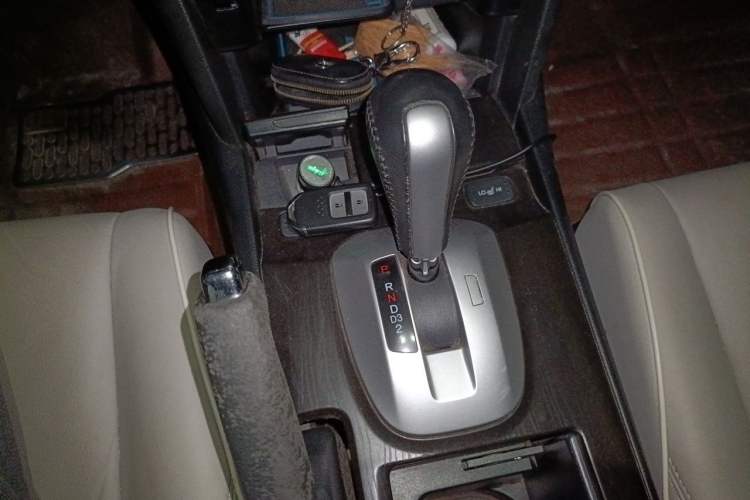 Used Honda Crosstour 2014 2.4L Luxury Edition Gear Lever