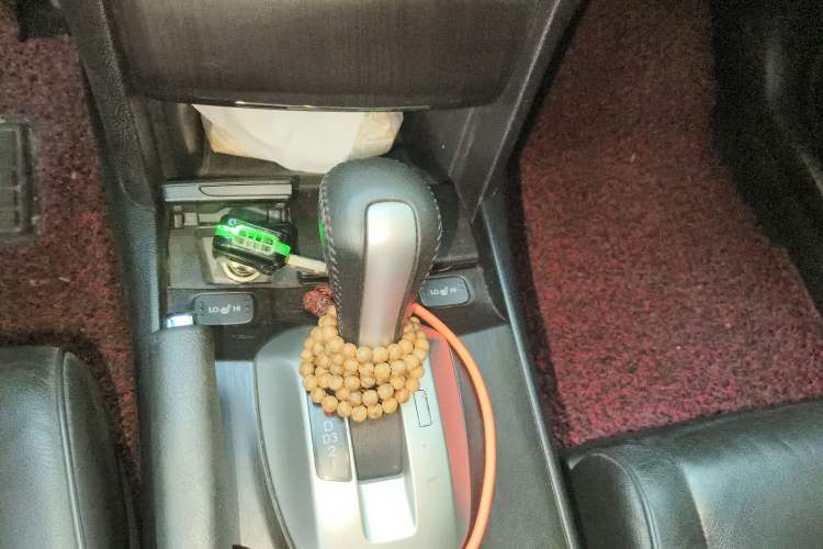 Used Honda Crosstour 2014 2.4L Luxury Edition Gear Lever