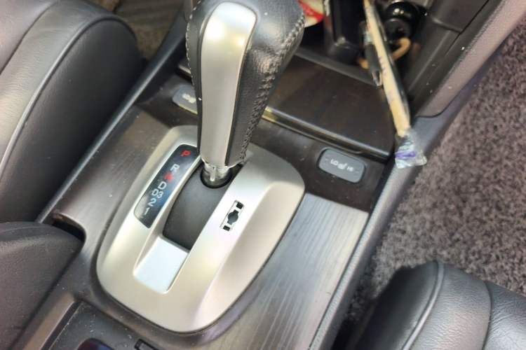 Used Honda Crosstour 2014 2.4L Luxury Edition Gear Lever