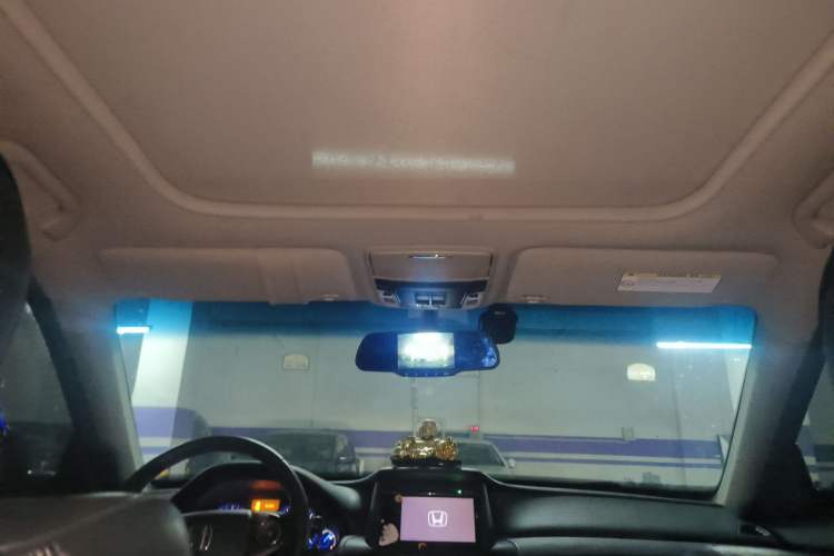 Used Honda Crosstour 2014 2.4L Luxury Edition Headliner