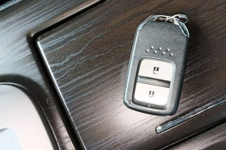 Used Honda Crosstour 2014 2.4L Luxury Edition Interior 1