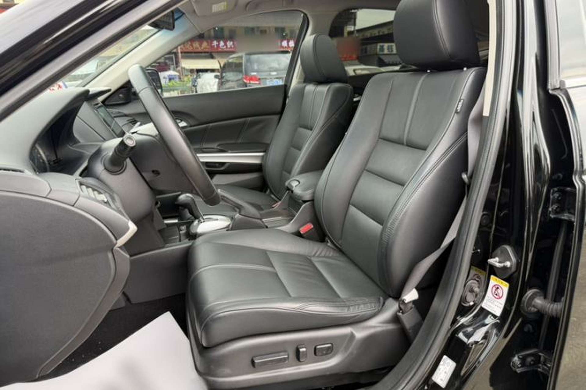 Used Honda Crosstour 2014 2.4L Luxury Edition Interior 1