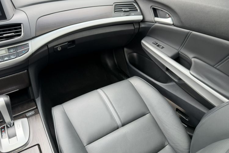Used Honda Crosstour 2014 2.4L Luxury Edition Interior 10