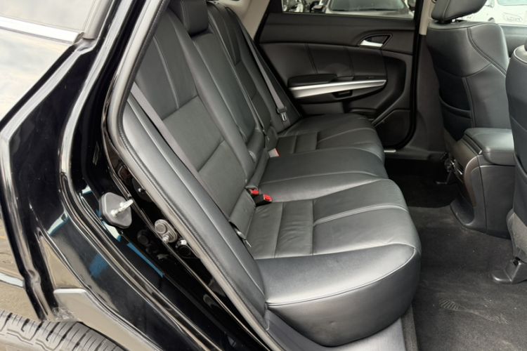 Used Honda Crosstour 2014 2.4L Luxury Edition Interior 11