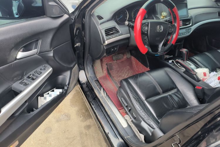 Used Honda Crosstour 2014 2.4L Luxury Edition Interior 3