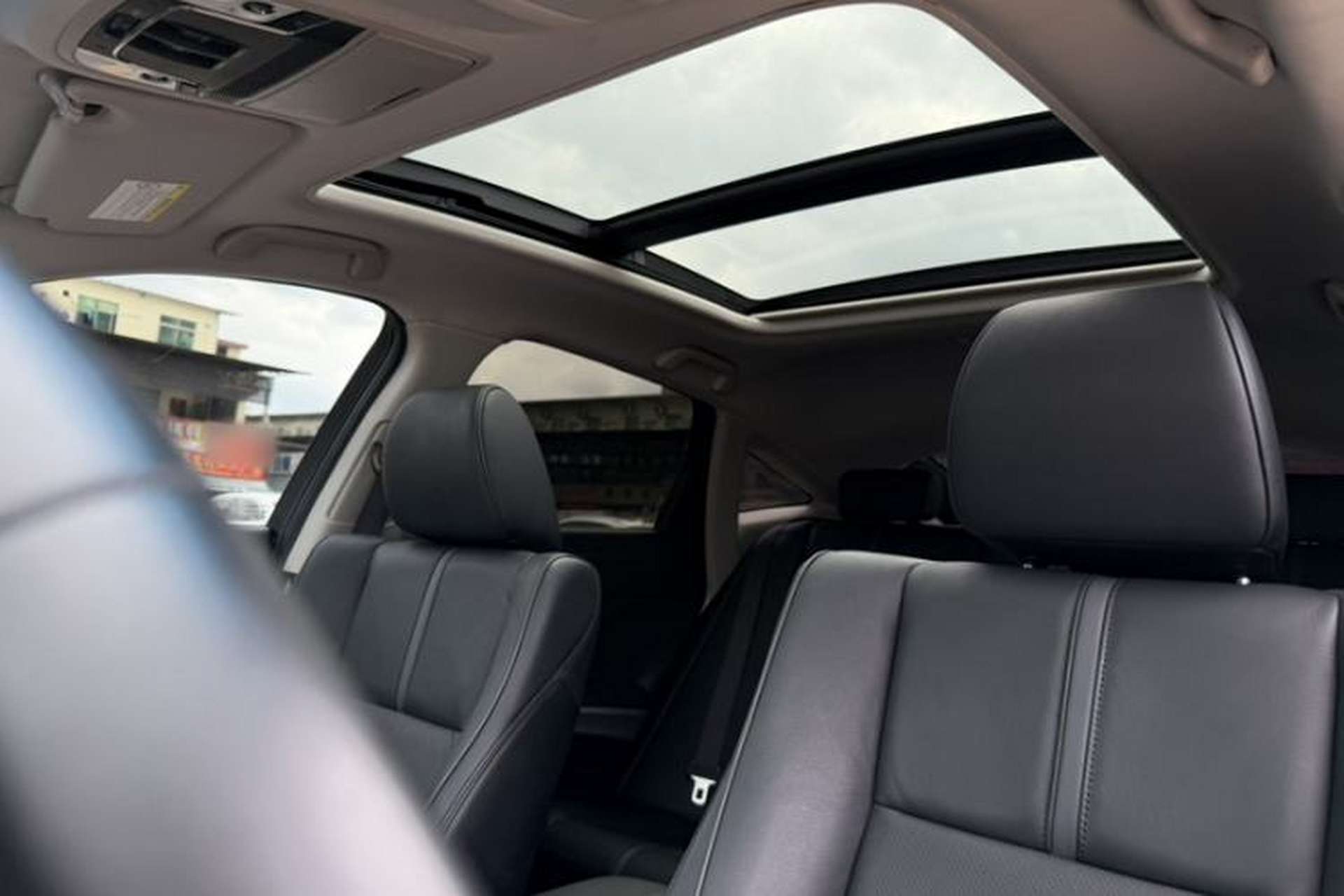 Used Honda Crosstour 2014 2.4L Luxury Edition Interior 5